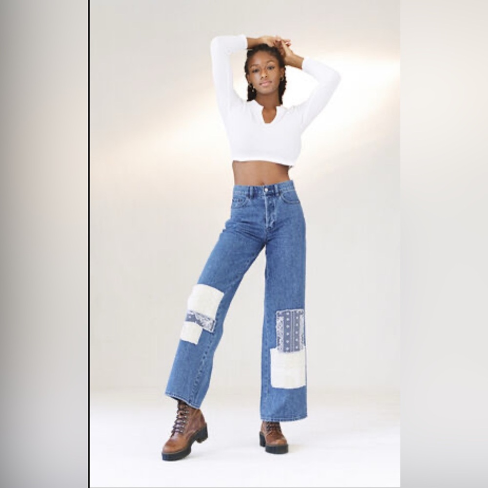 Passing Bandana  Patch High  Waisted Baggy Jeans 24 NWT